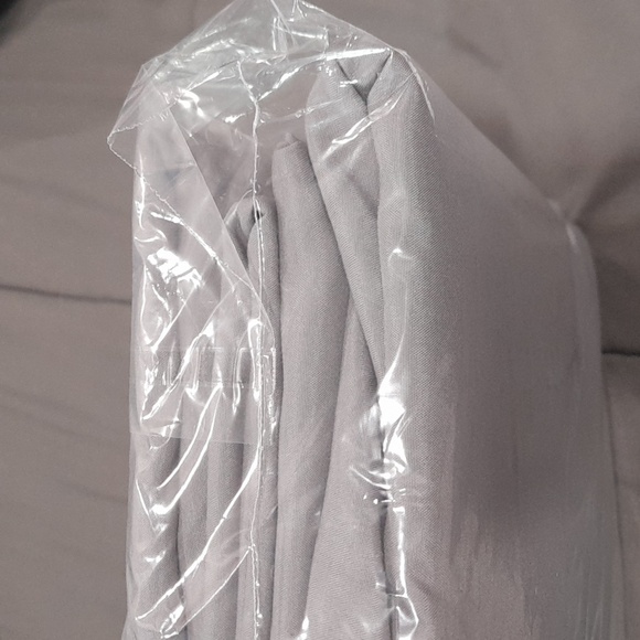 NWT Full size bed sheet set - Picture 2 of 2